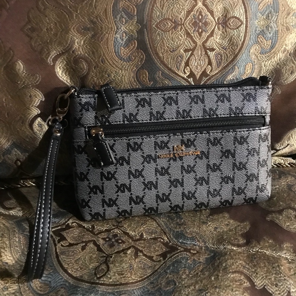 Wristlet